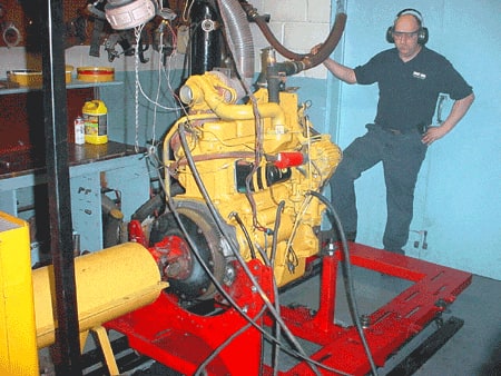 Large engine in testing rig